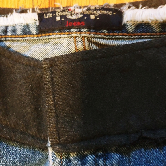 L.E.I Custom Flare Jeans - Picture 10 of 12